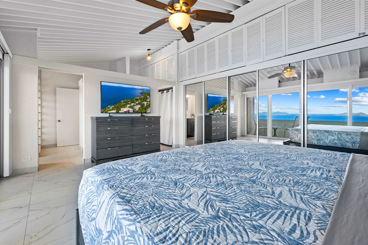 Smart TV, ceiling fan, lots of closet space and an ensuite bathroom