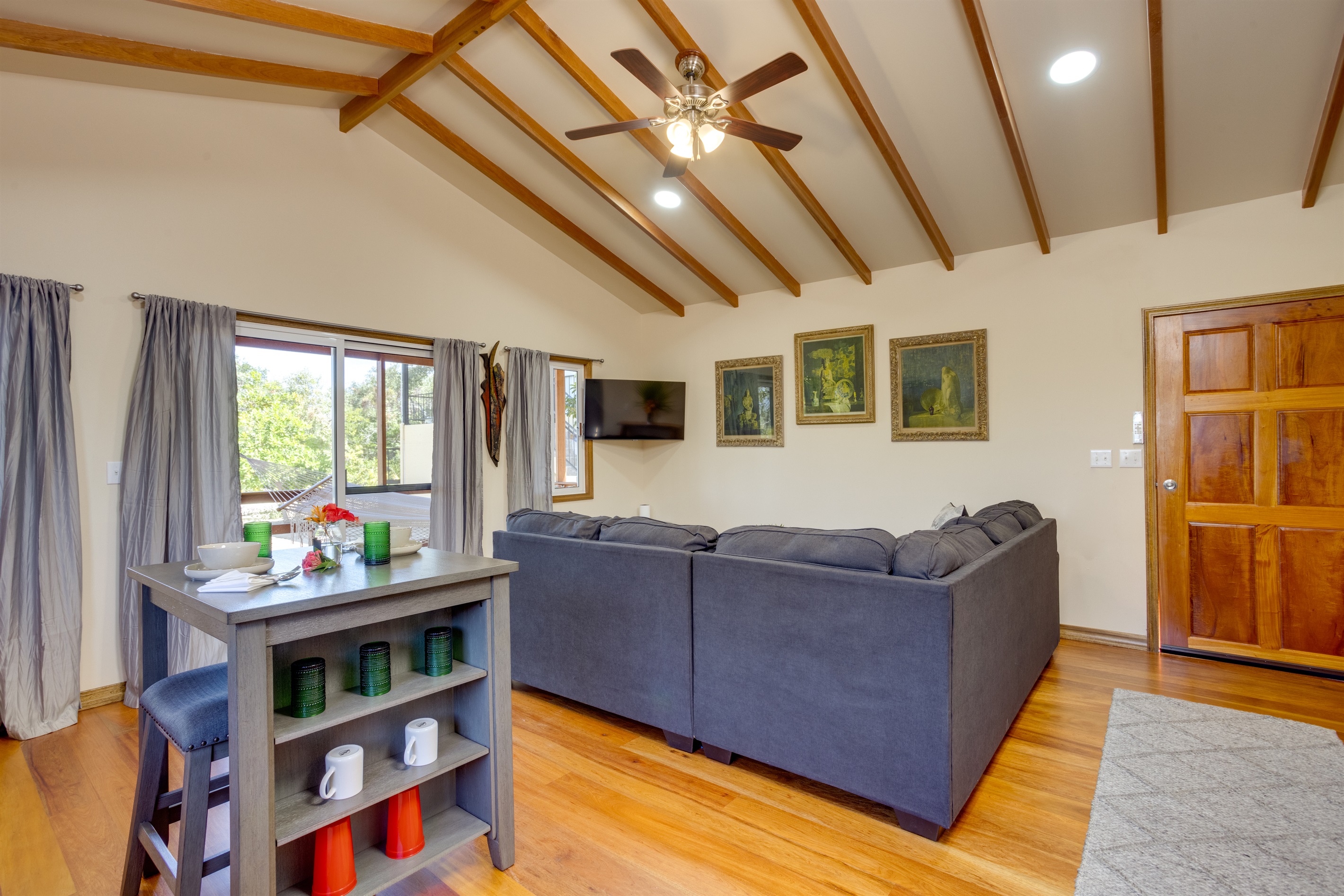 Cabana 1 Living Space