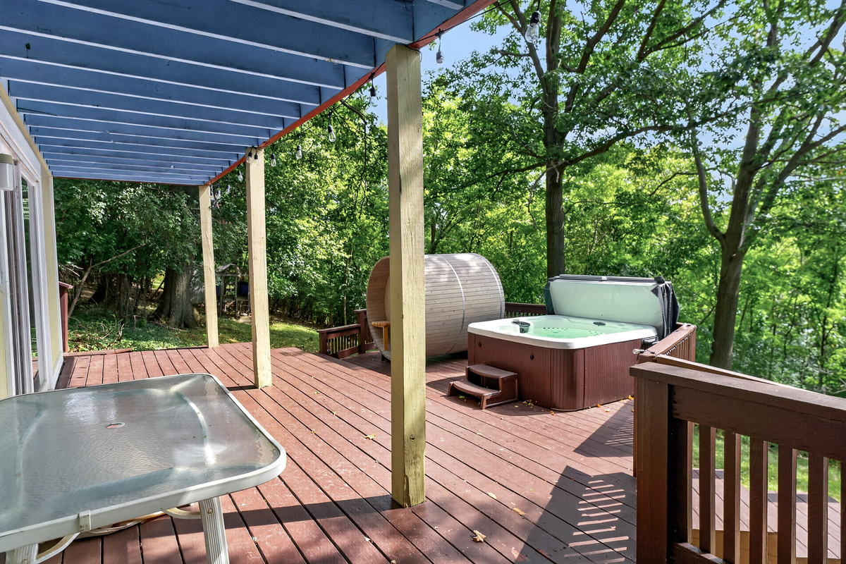 Covered deck with outdoor table