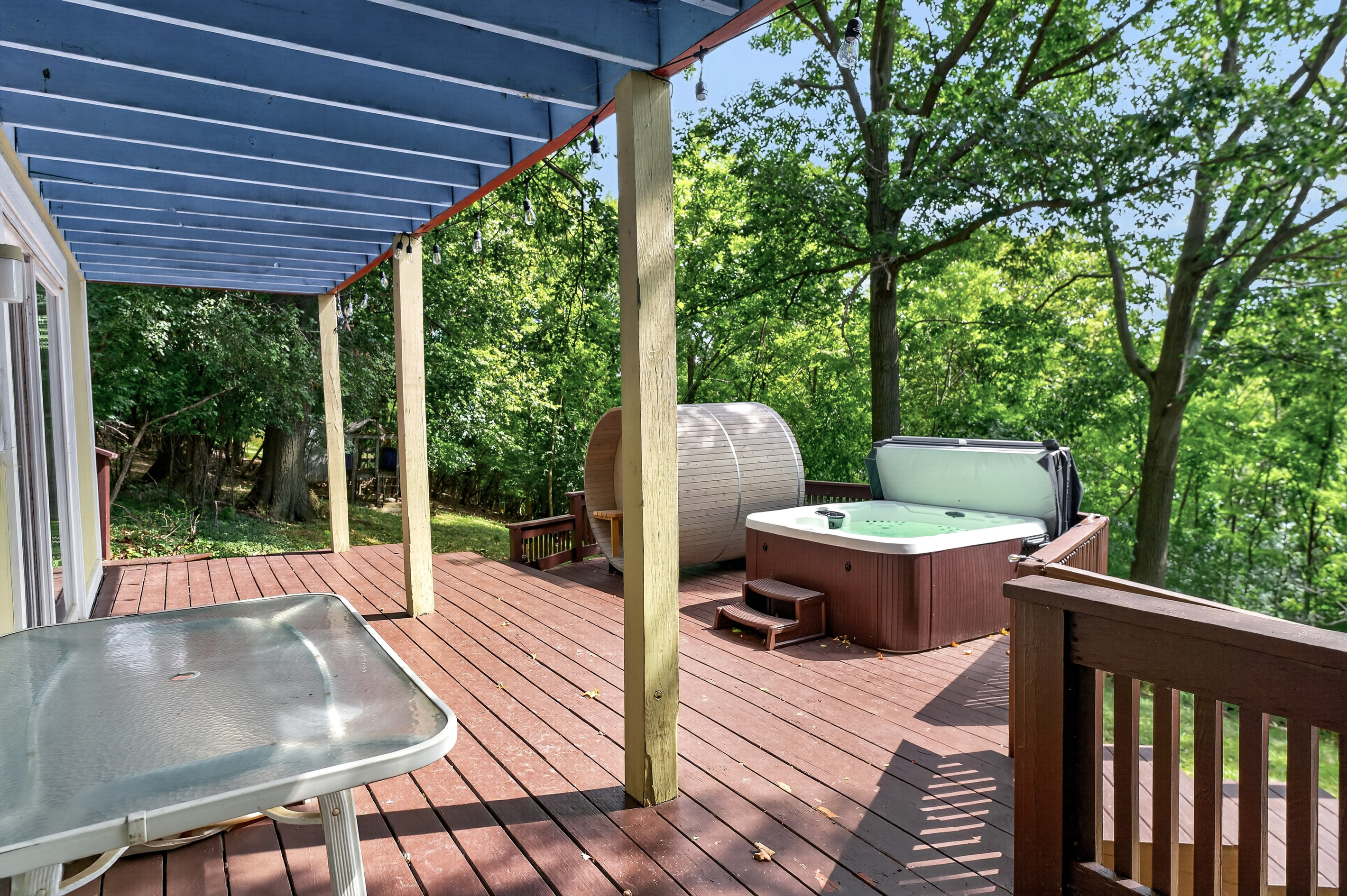 Covered deck with outdoor table