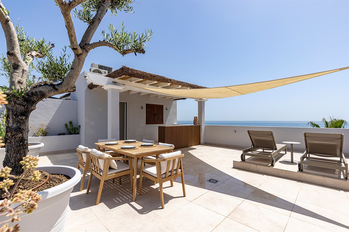 Roof terrace
