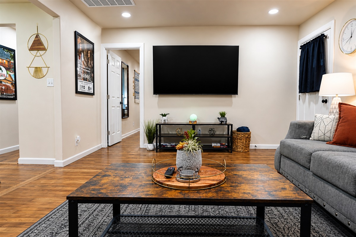 Living Room with 75 Inch Smart TV!