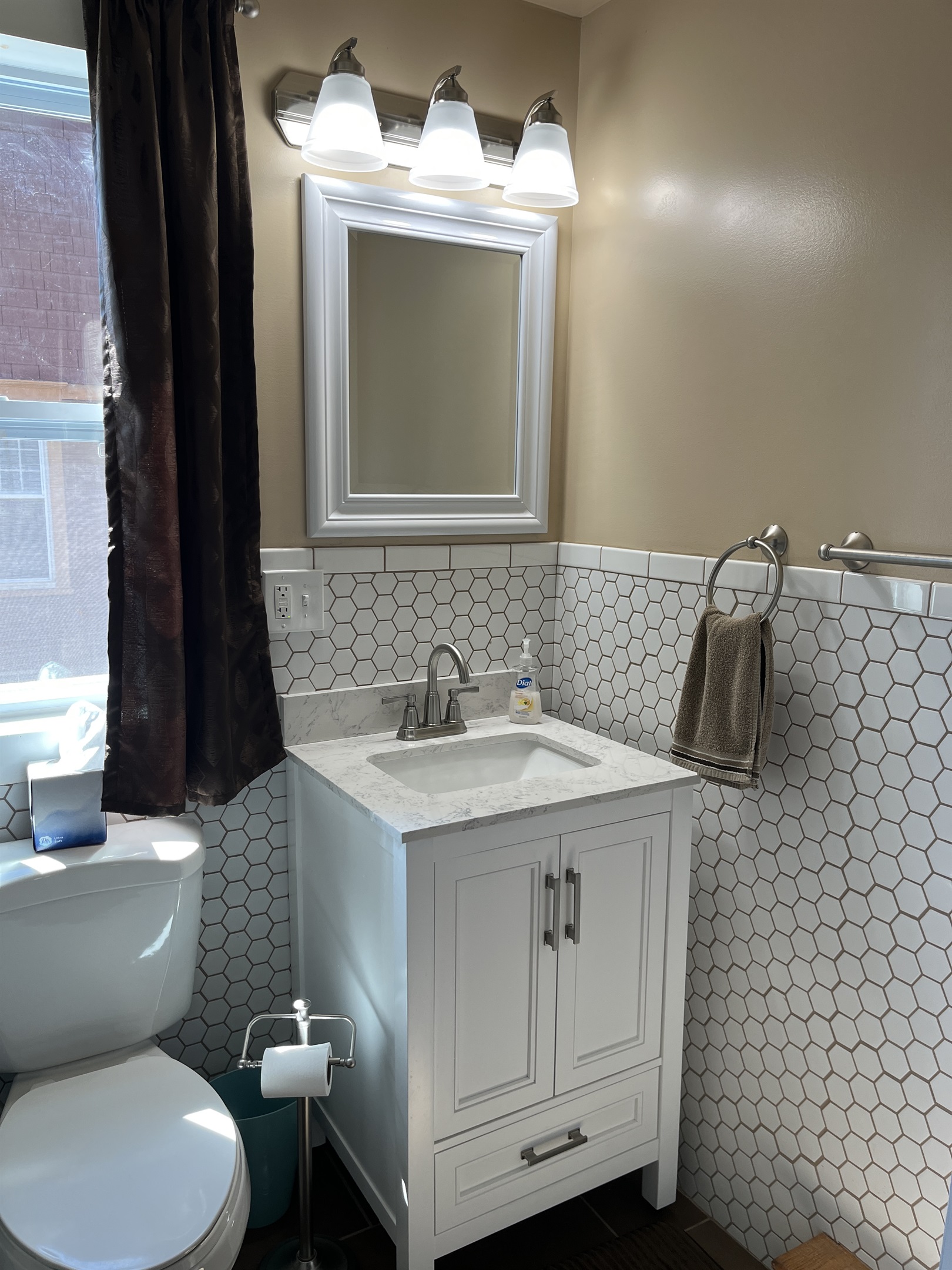 1st floor bath with shower