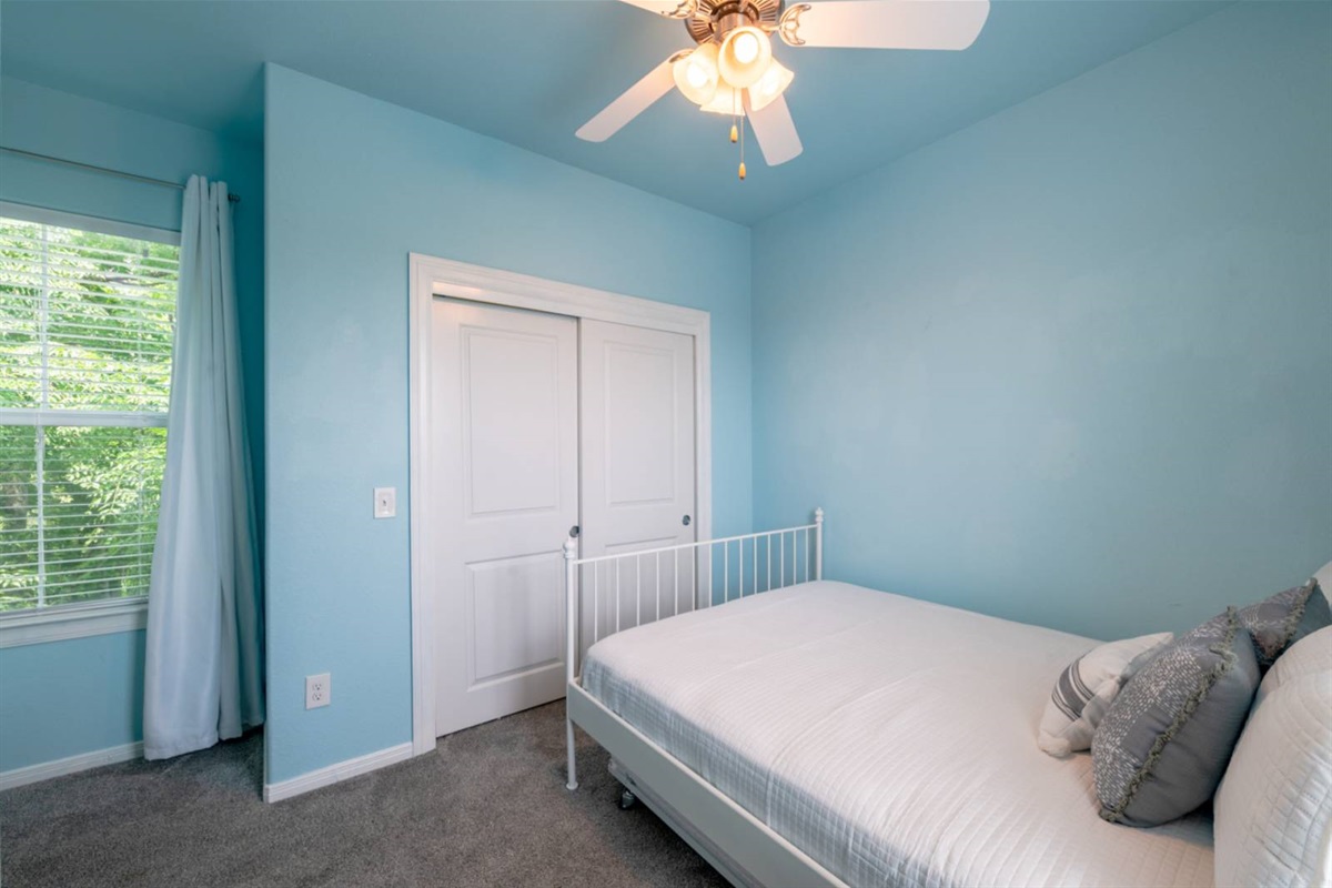 565e805f822640469ff63043b03f306f Large | Beachhouse | Texas | TX | Vacation Homes | Galveston | Crystal Beach | Kokomo | Breezy Days | Beachfront Elegance | Sunrise Serenity | Southern Sands Property Management, LLC