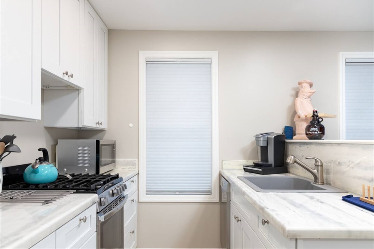 Tiny Home, "Cooee"