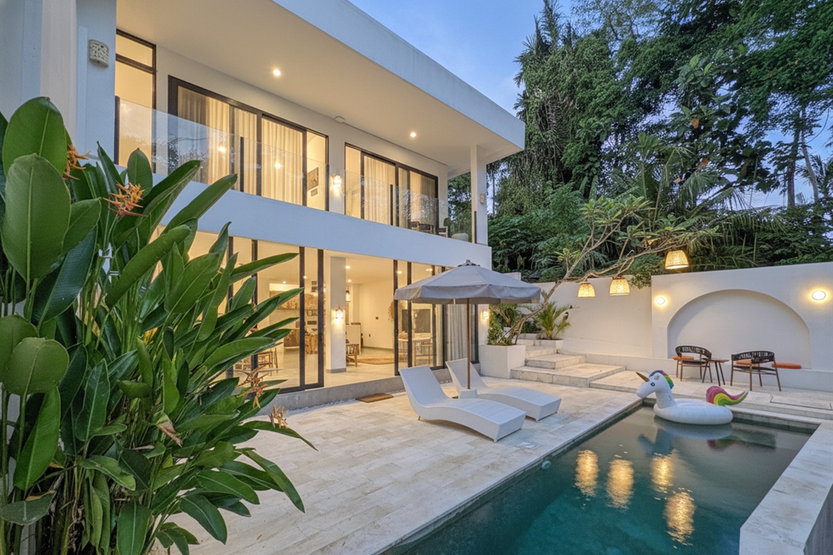 Outdoor Space & Villa