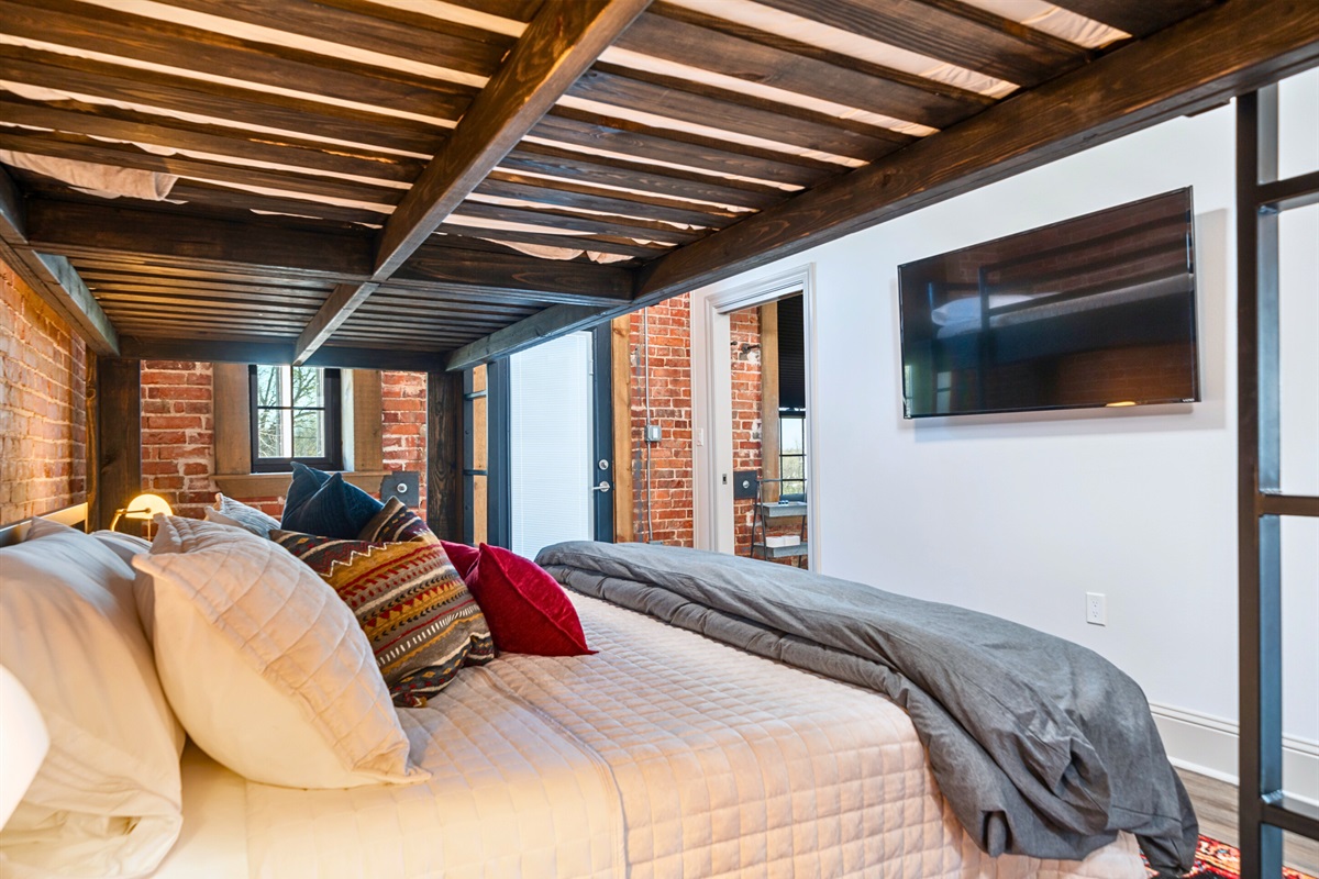 [Bedroom] Take a Step Out Onto the Patio and See the Sights