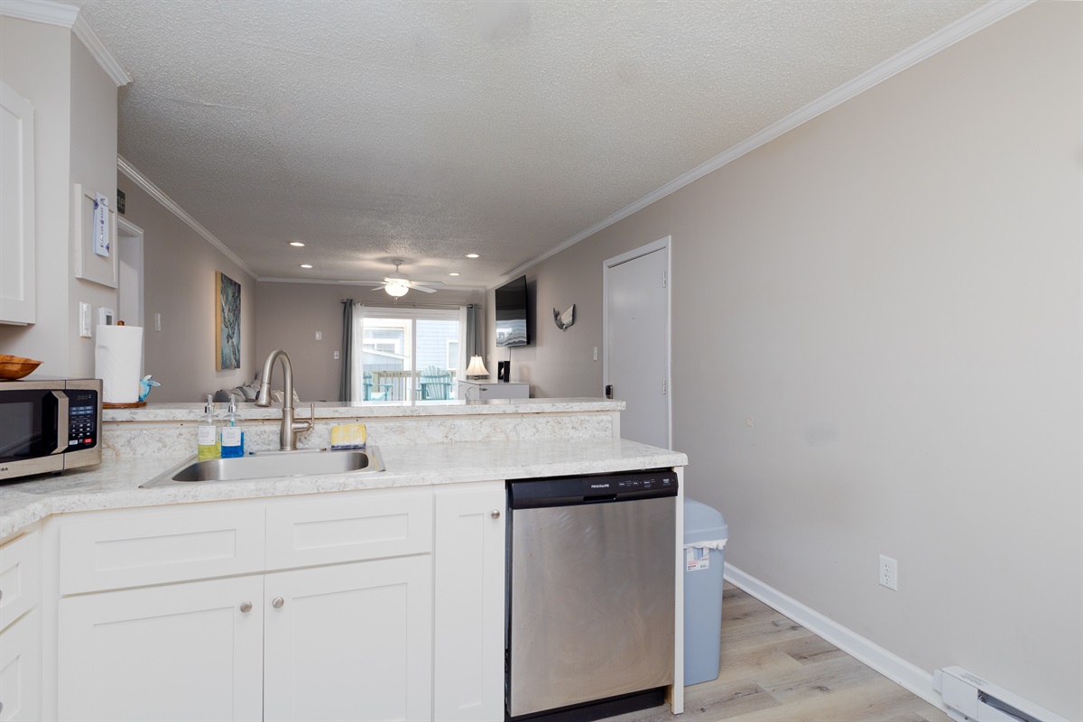 Dishwasher for easy meal cleanup