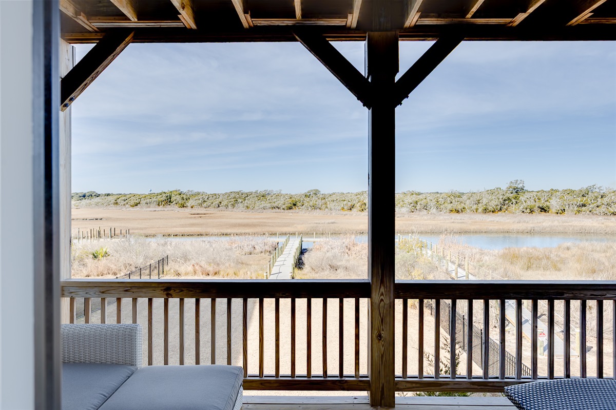 Front-row Sound views from the covered deck&mdash;watch the colors change throughout the day