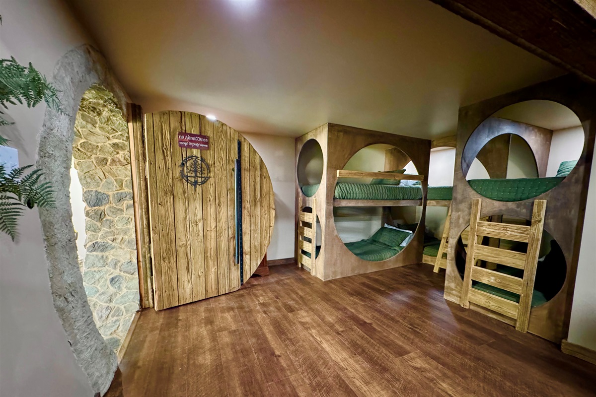 6 twin Hobbit bunk beds