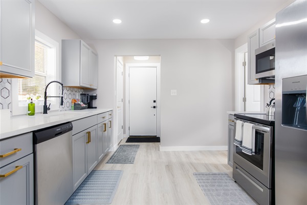 Cozy 2-Bedroom Home Near Notre Dame - Perfect for Game Day Stays, photo 4