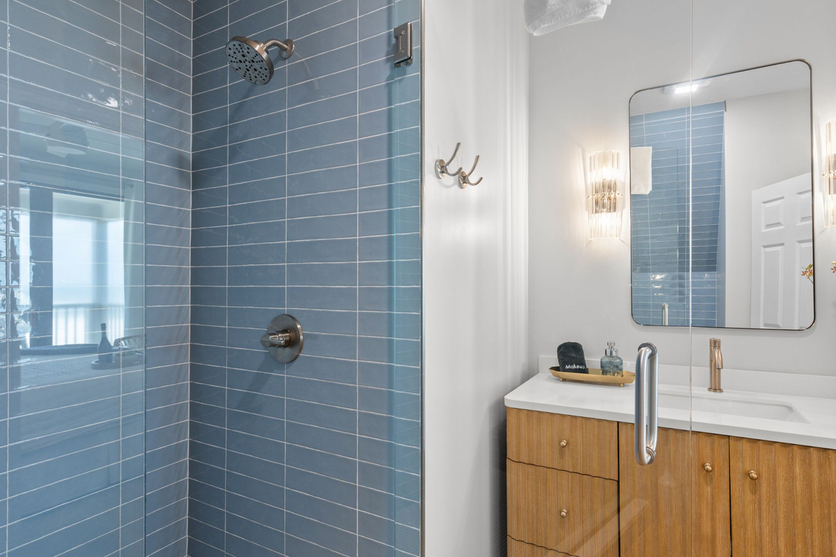 Second Floor Gulf Front ensuite. - Newly Renovated