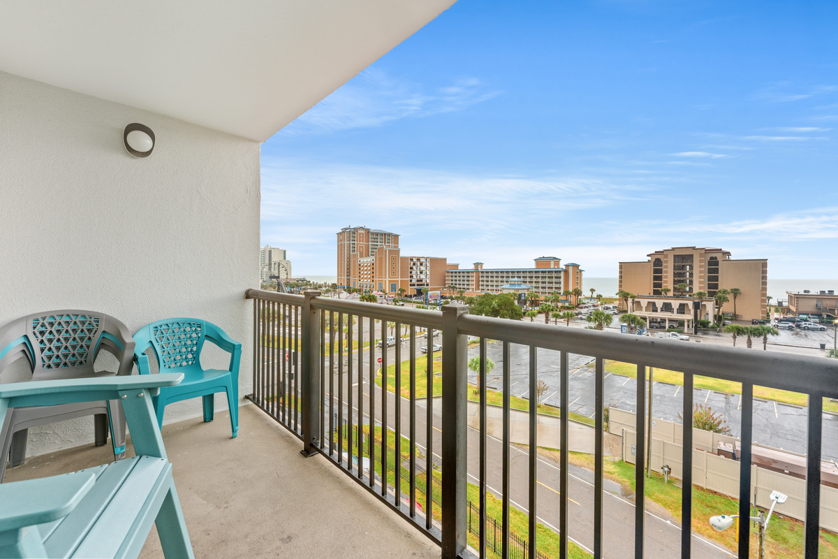 Day views and night views will WOW!