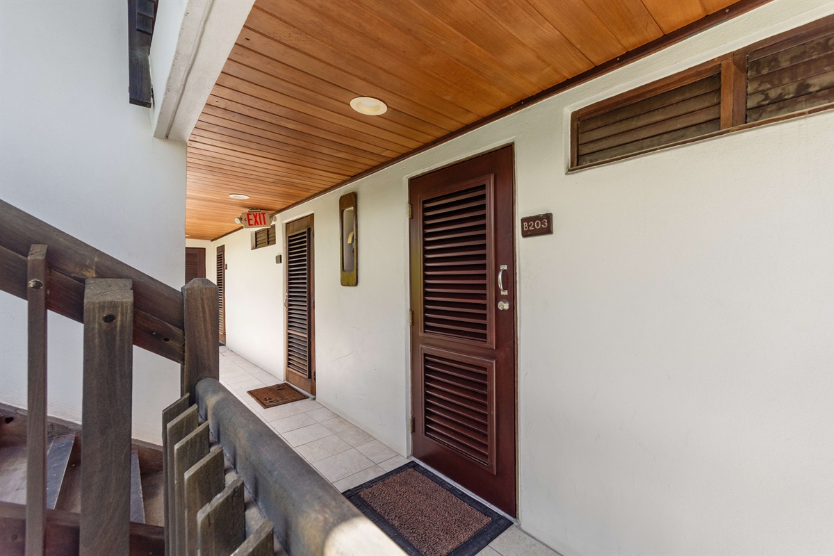 Sapphire Condo is just six steps up from the parking area ( free parking!)