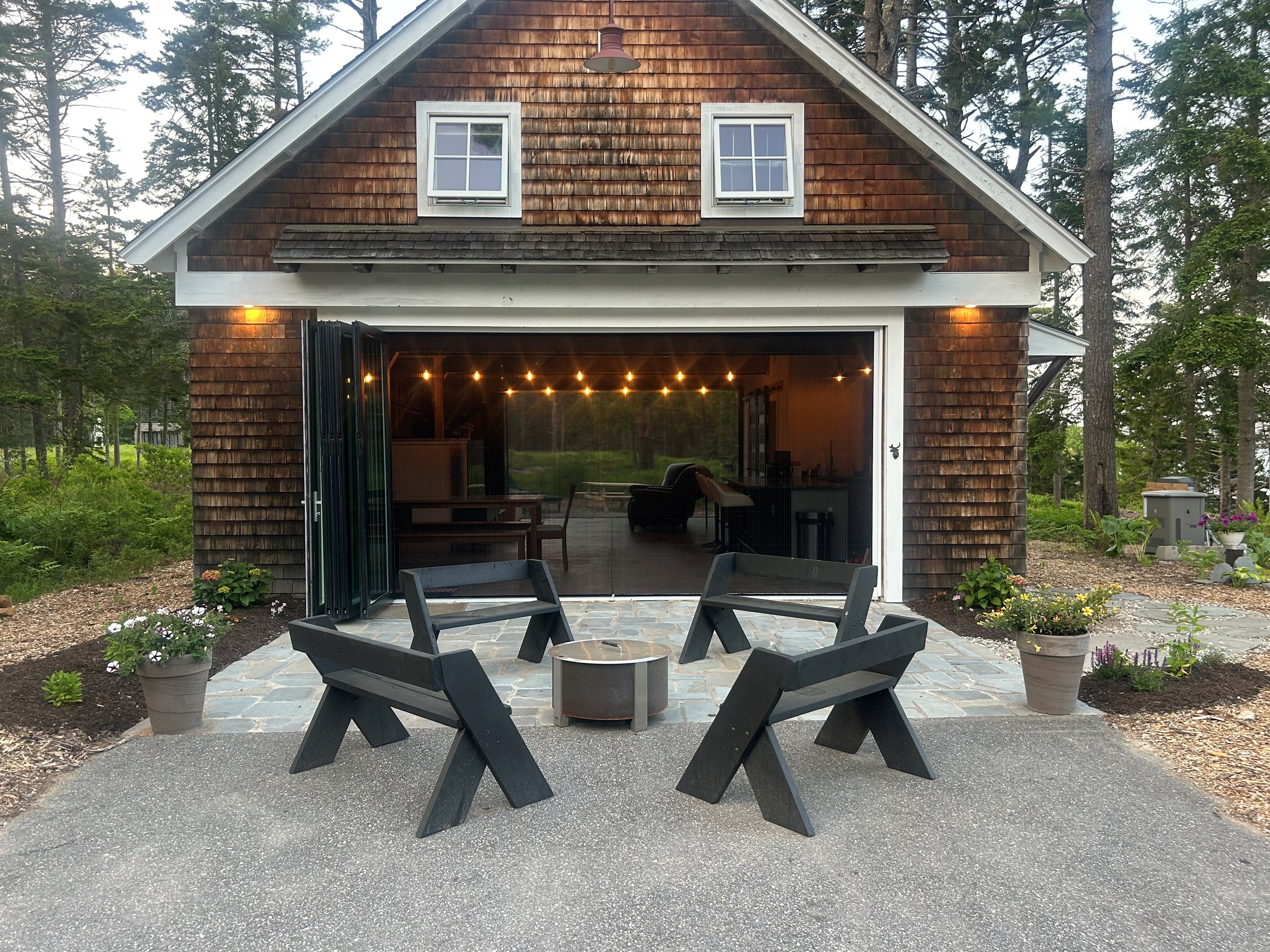 Firepit - Firewood provided