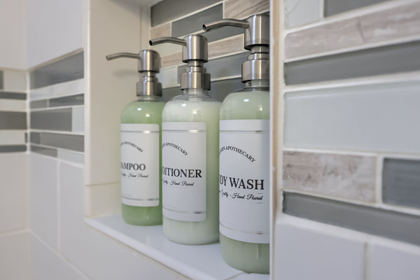 Shampoo, Conditioner and Body Wash provided 