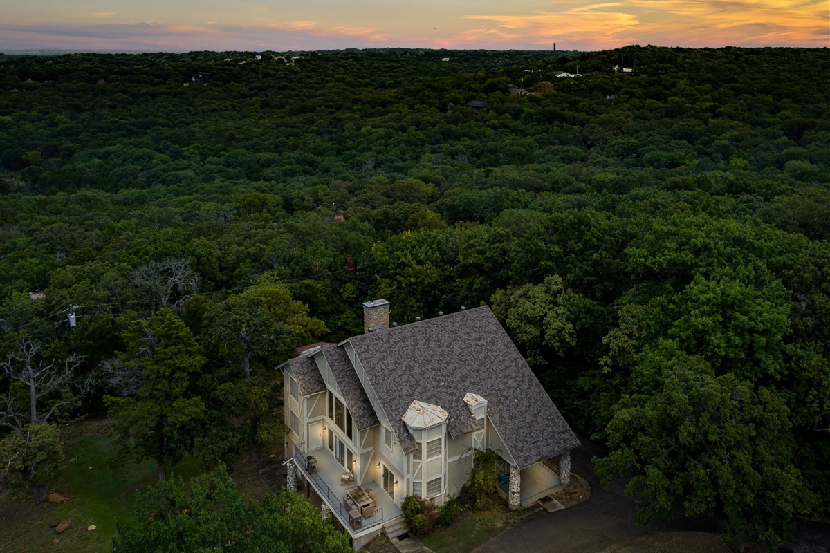 Located in the hills of Pottsboro, TX (Tanglewood area!)