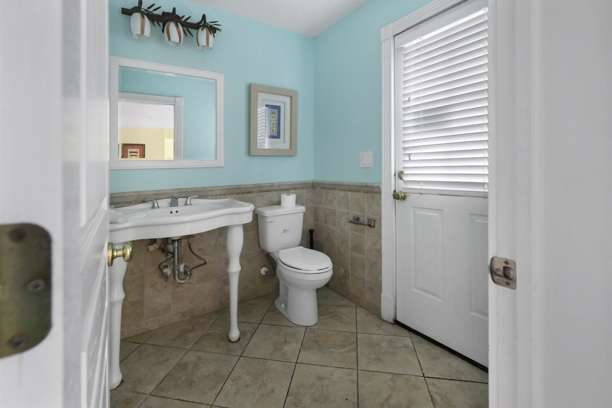 Hemingway Property View — Luxury Estate Surrounded by Nature | Event-Ready Estate | Corolla 4x4, OBX