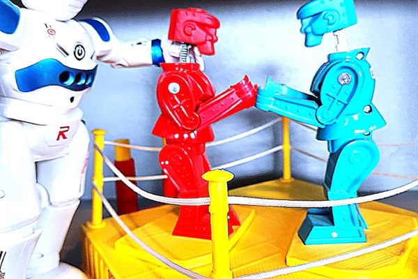 Late night shenanigans with Howie SHOG and the Innkeepers. 