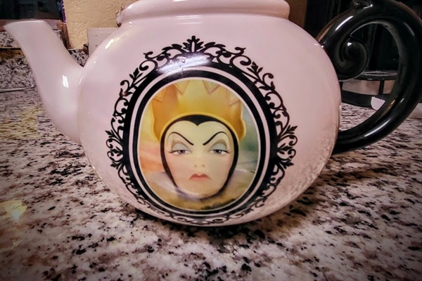 A spot of tea with the Queen