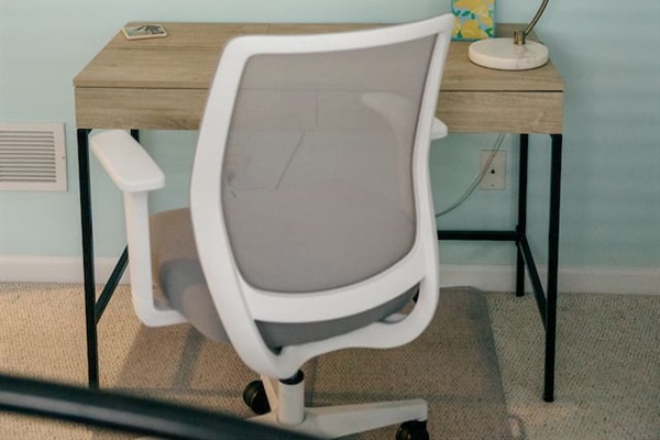 Workspace is located in upstairs bedroom. Perfect space if you need to do Zoom calls, or work in a quiet location. Fast internet speeds also help you work efficiently.