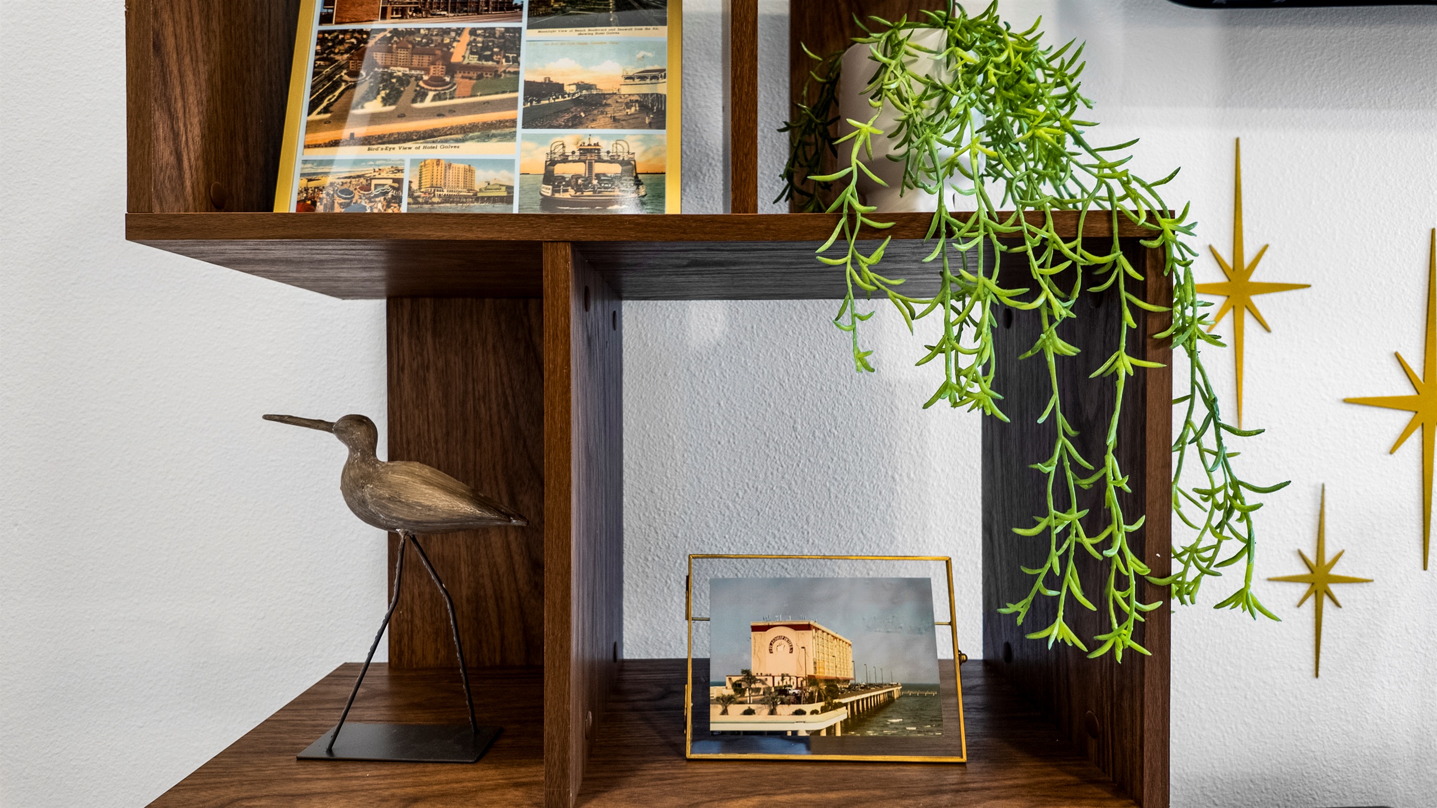 We've included lots of authentic vintage images in this space to enjoy!