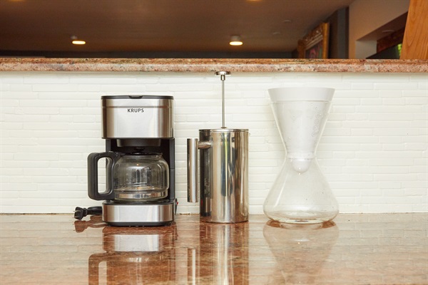 Coffee and tea station