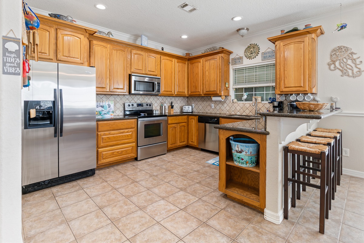 Fully stocked kitchen