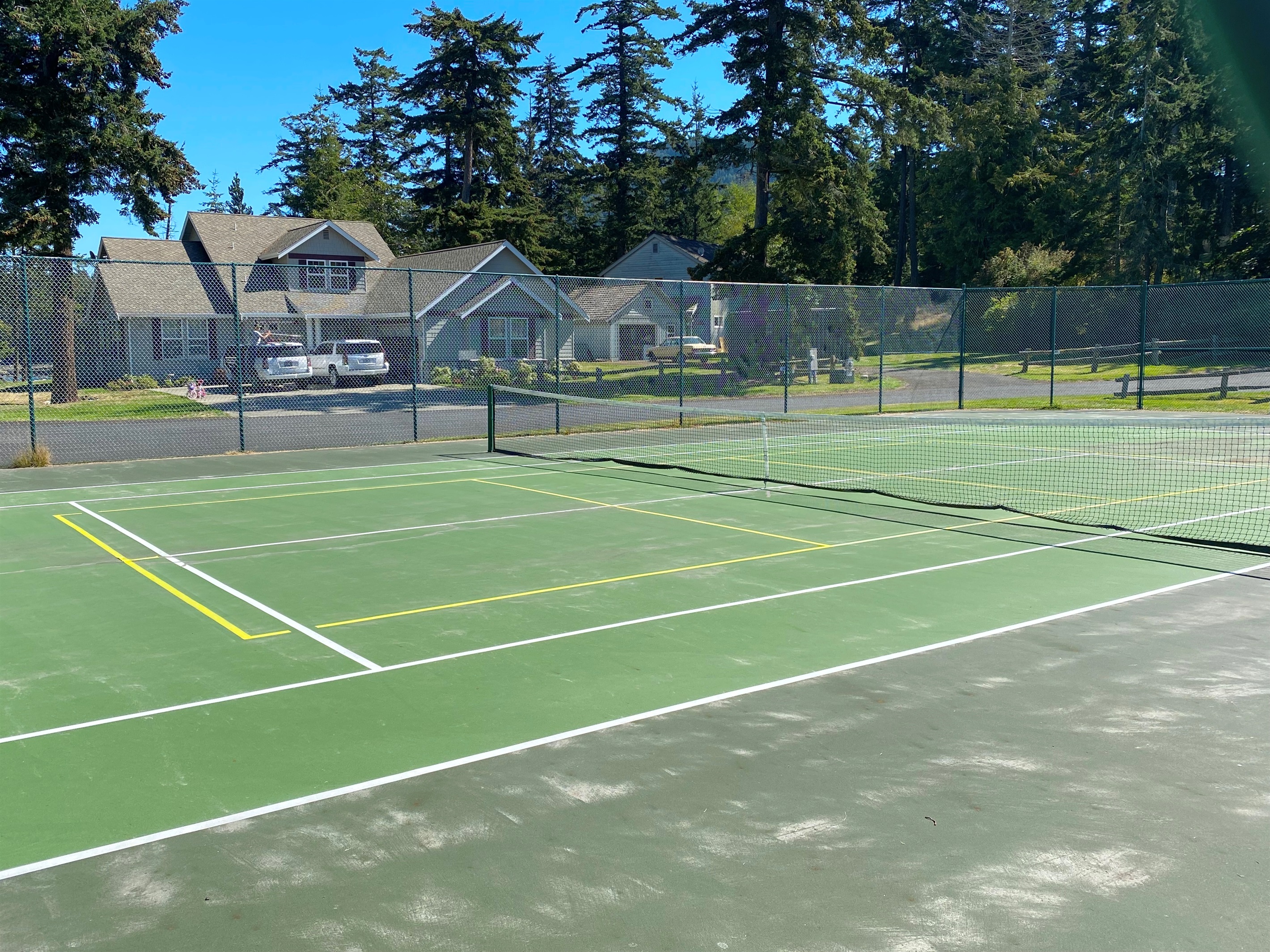 Smash, serve, score - your courts await!