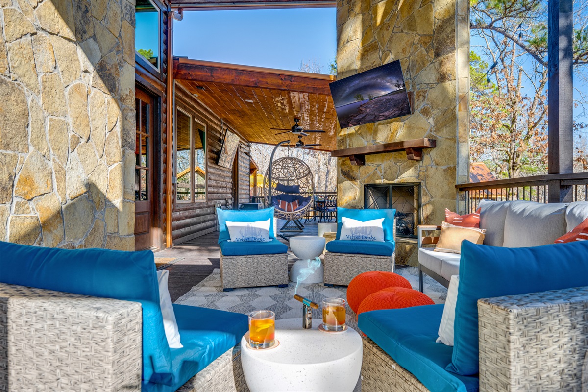 Multiple dining and seating areas