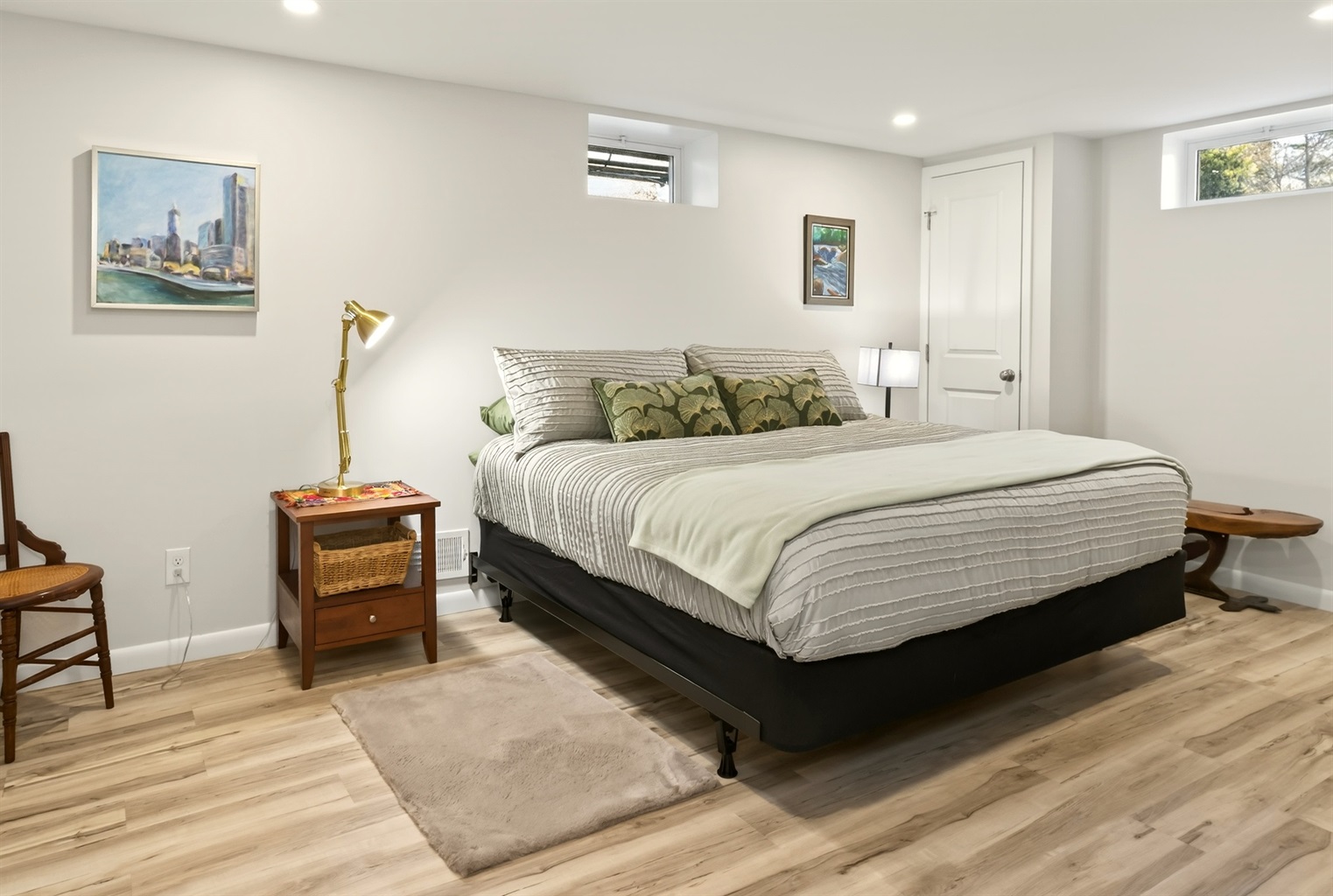 King bedroom lower level