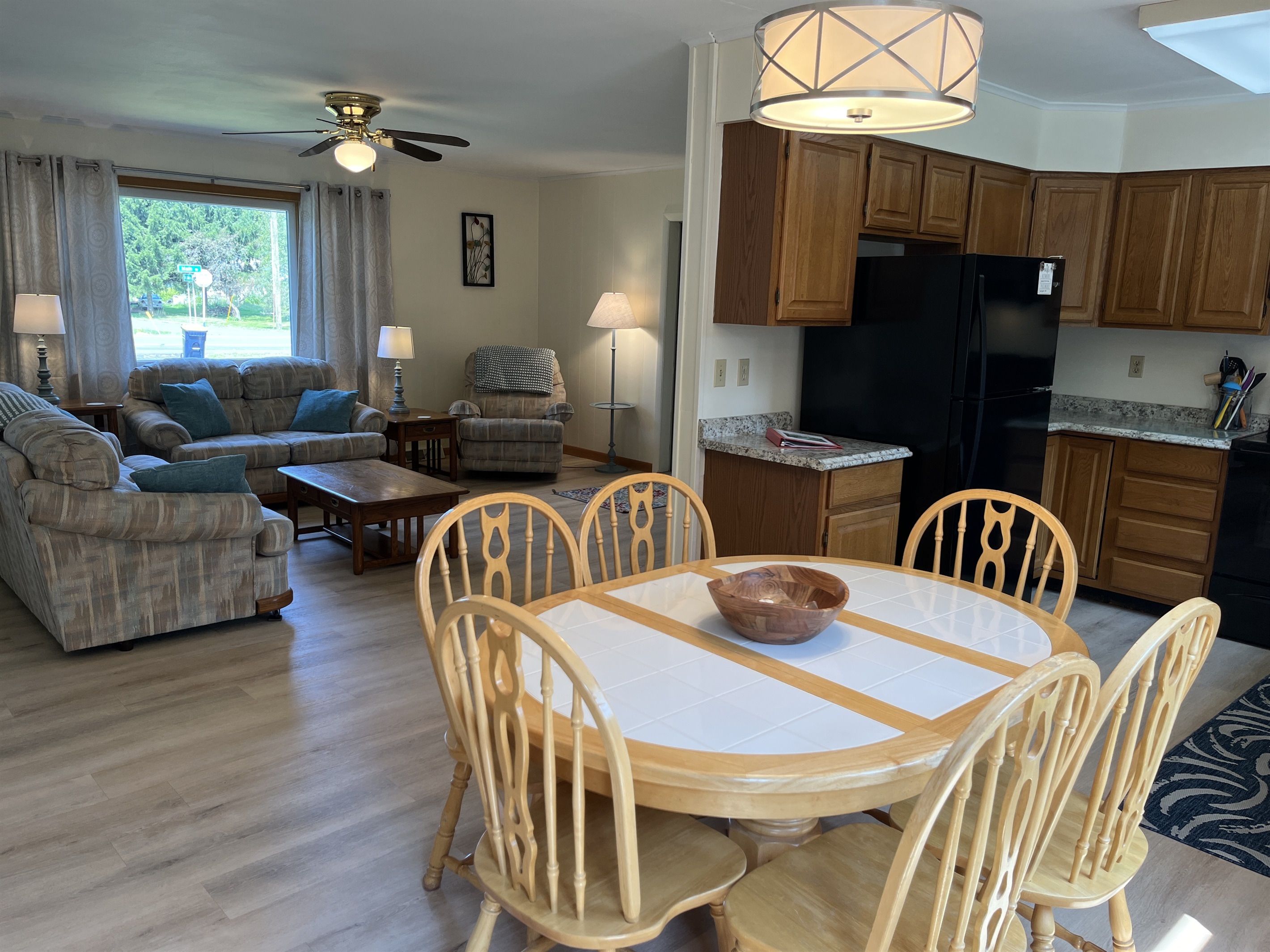 Remodled eat-in kitchen and living room