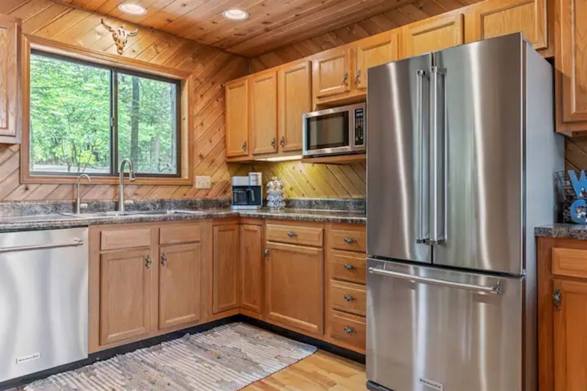 Fully equipped kitchen for group meals