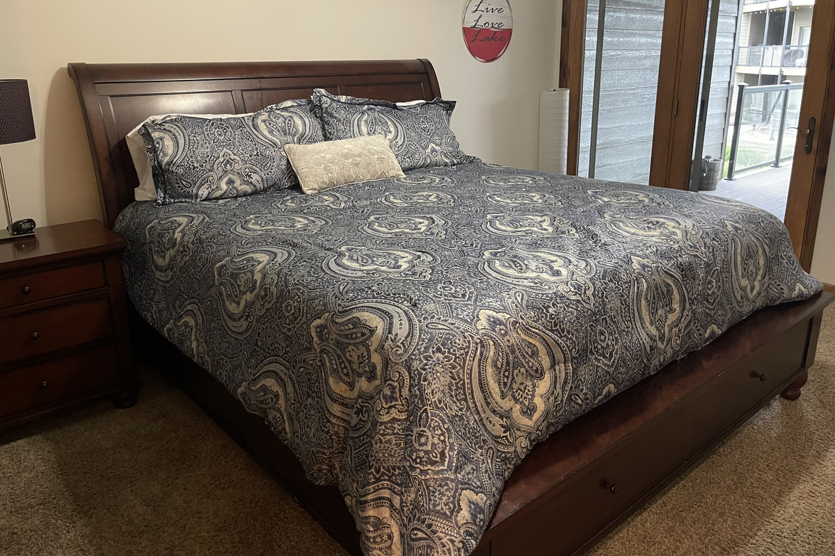 Master bedroom with King bed