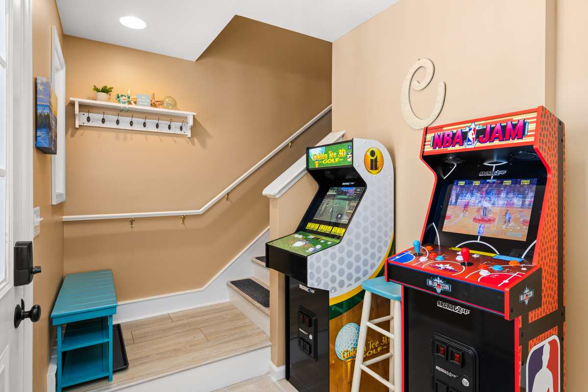 Golden Tee & NBA Jam