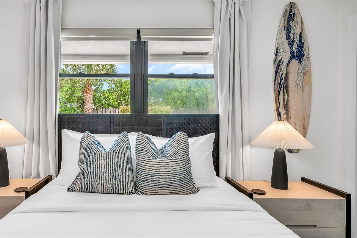 Designed for both style and comfort, this queen retreat blends chic coastal décor with sleek modern touches. With loads of closet space and a Smart TV for streaming, it’s perfect for unwinding after a day at the beach.
