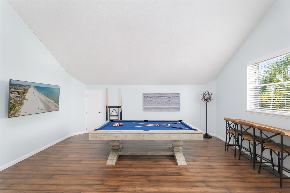 Cozy and bright - play a round of pool, watch a movie, or just relax together
