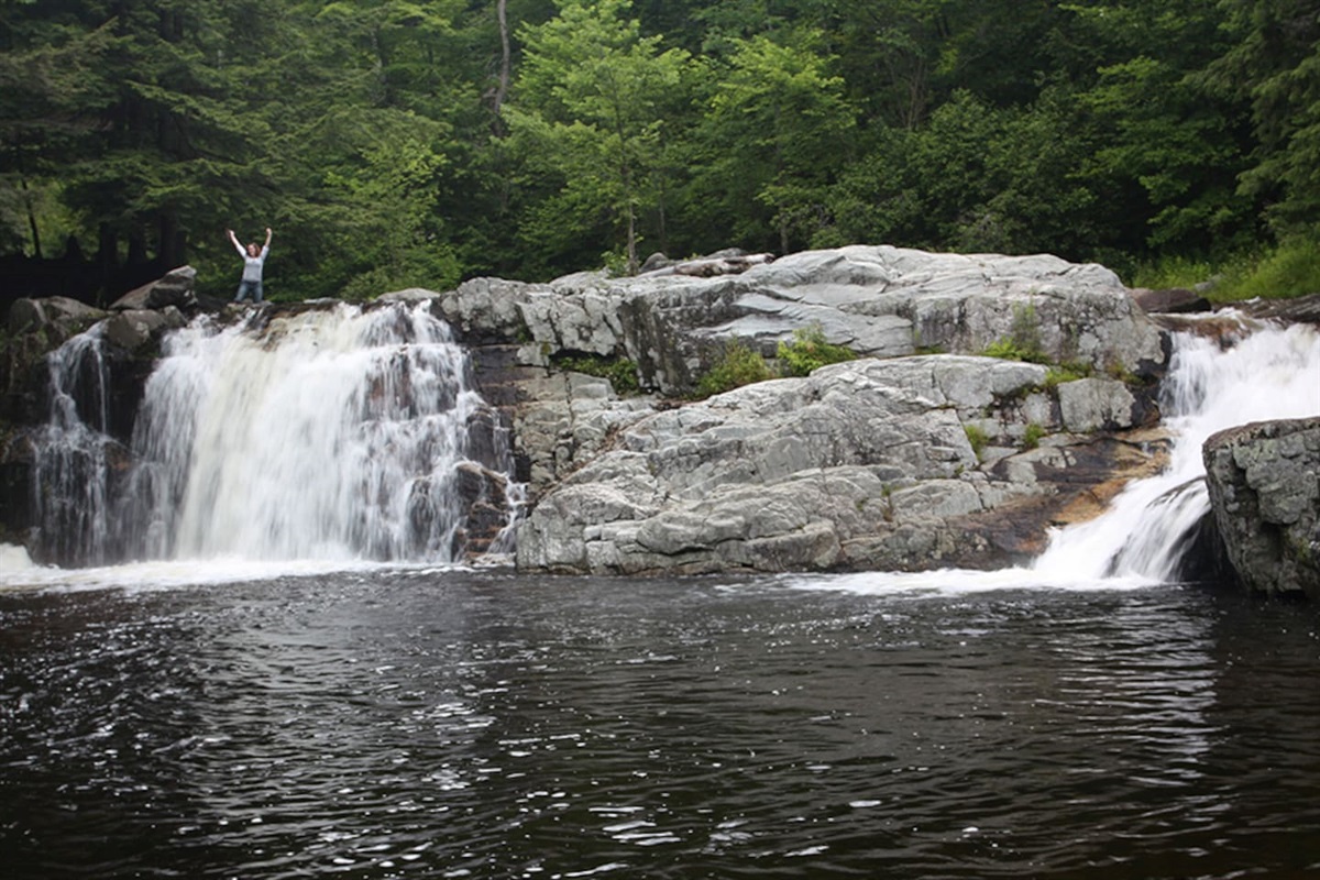 Buttermilk falls!
