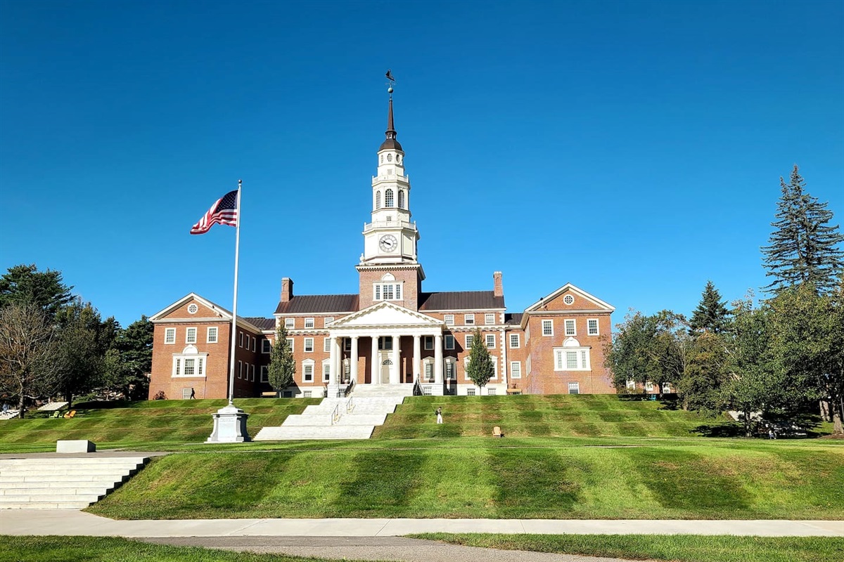 Colby College Campus is less than 5 minutes away