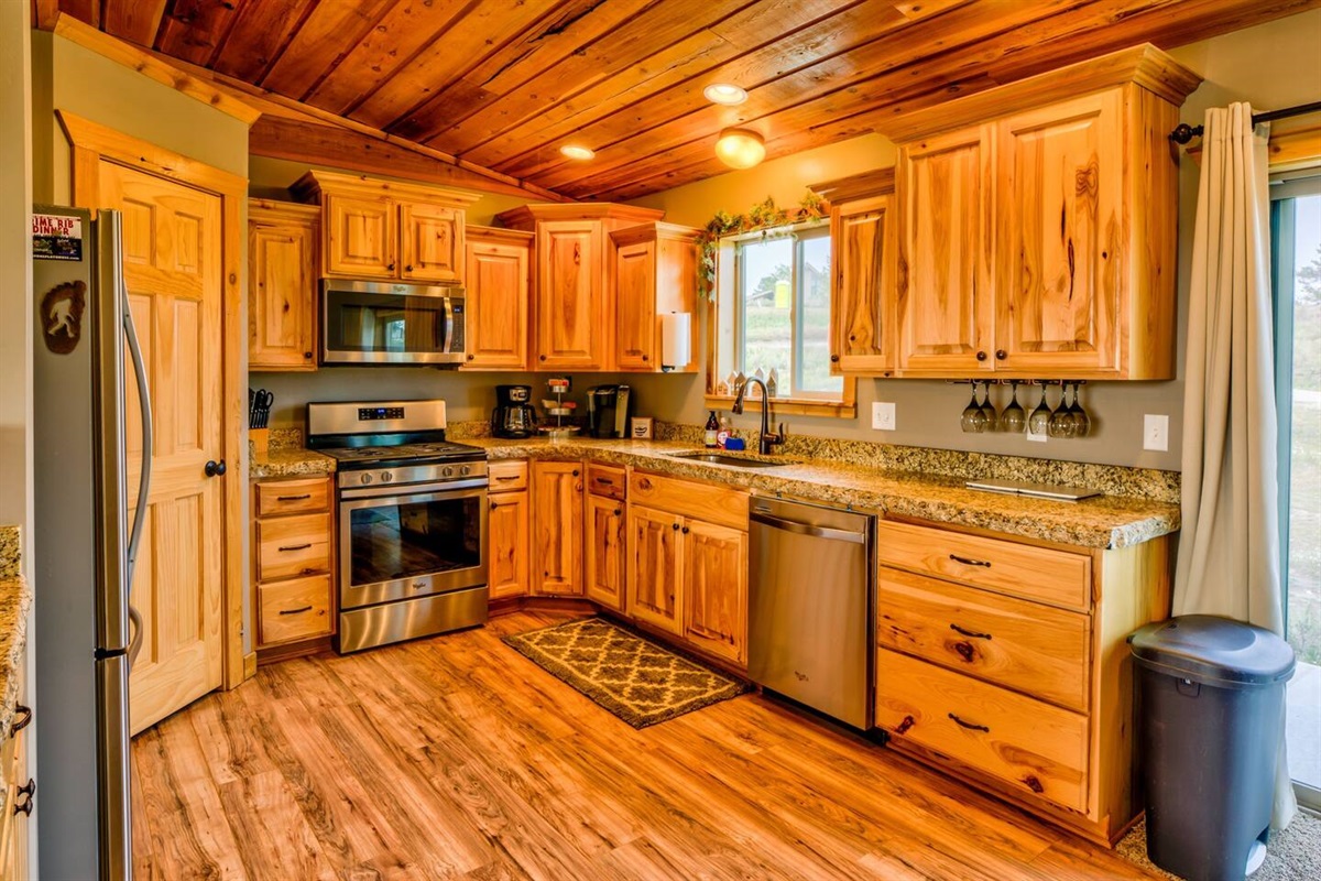 Kitchen - Fully stocked with cooking essentials