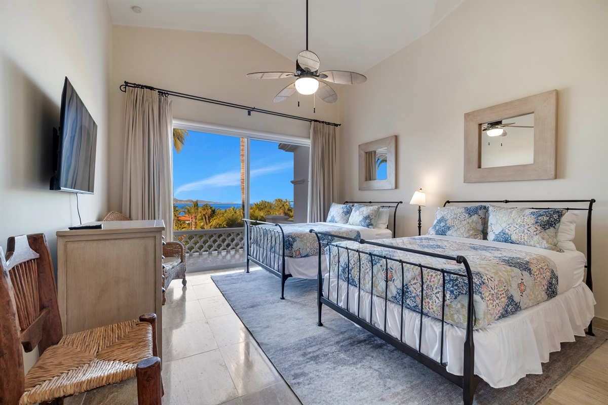 Double Queen second bedroom