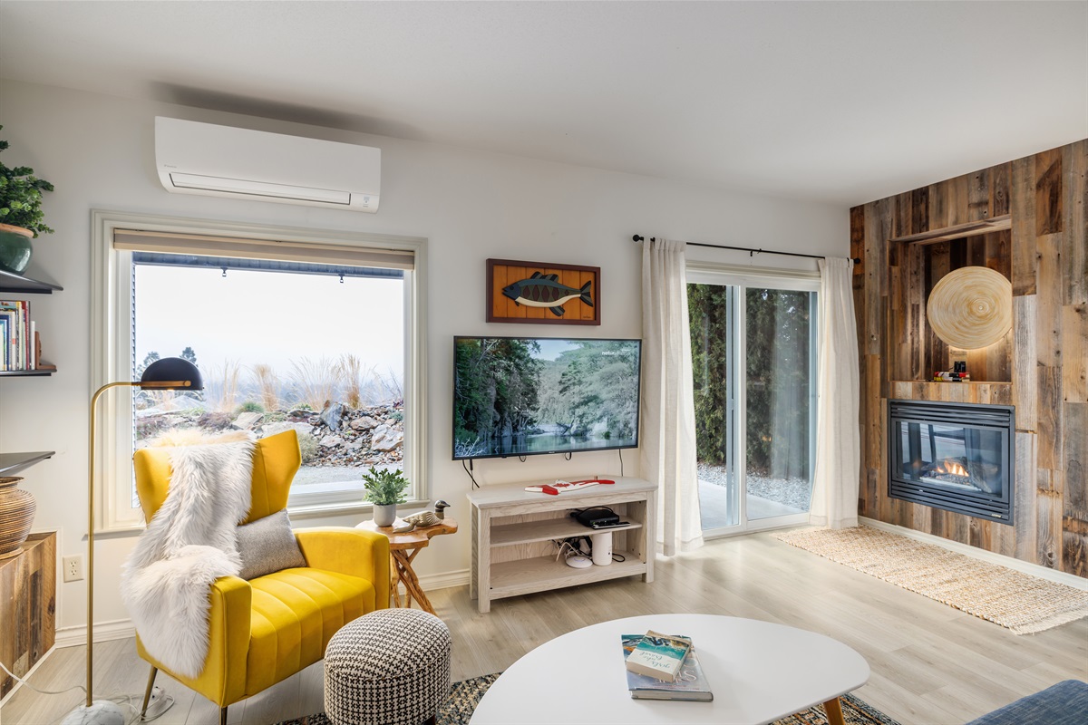 Bright sleek design in Living Room