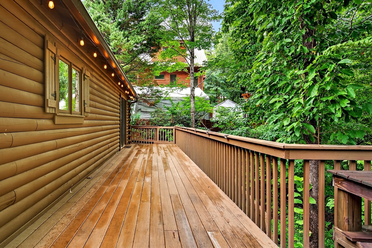 Large, wrap around deck