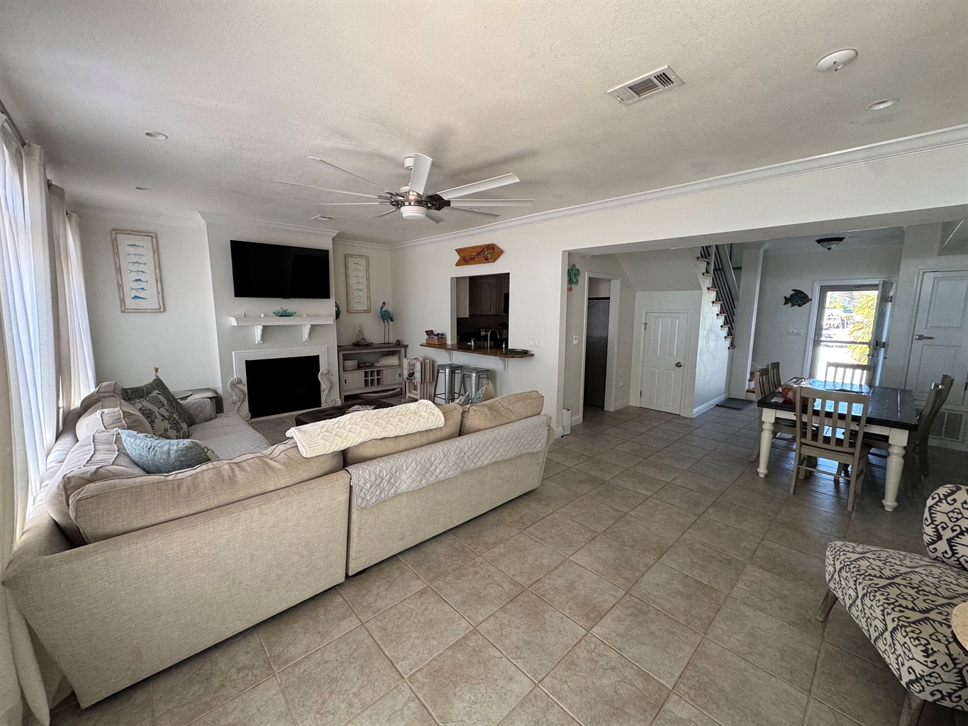 living area off the kitchen and dining area