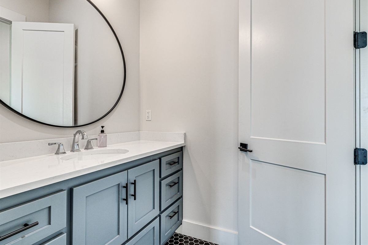 Guest Bathroom 1