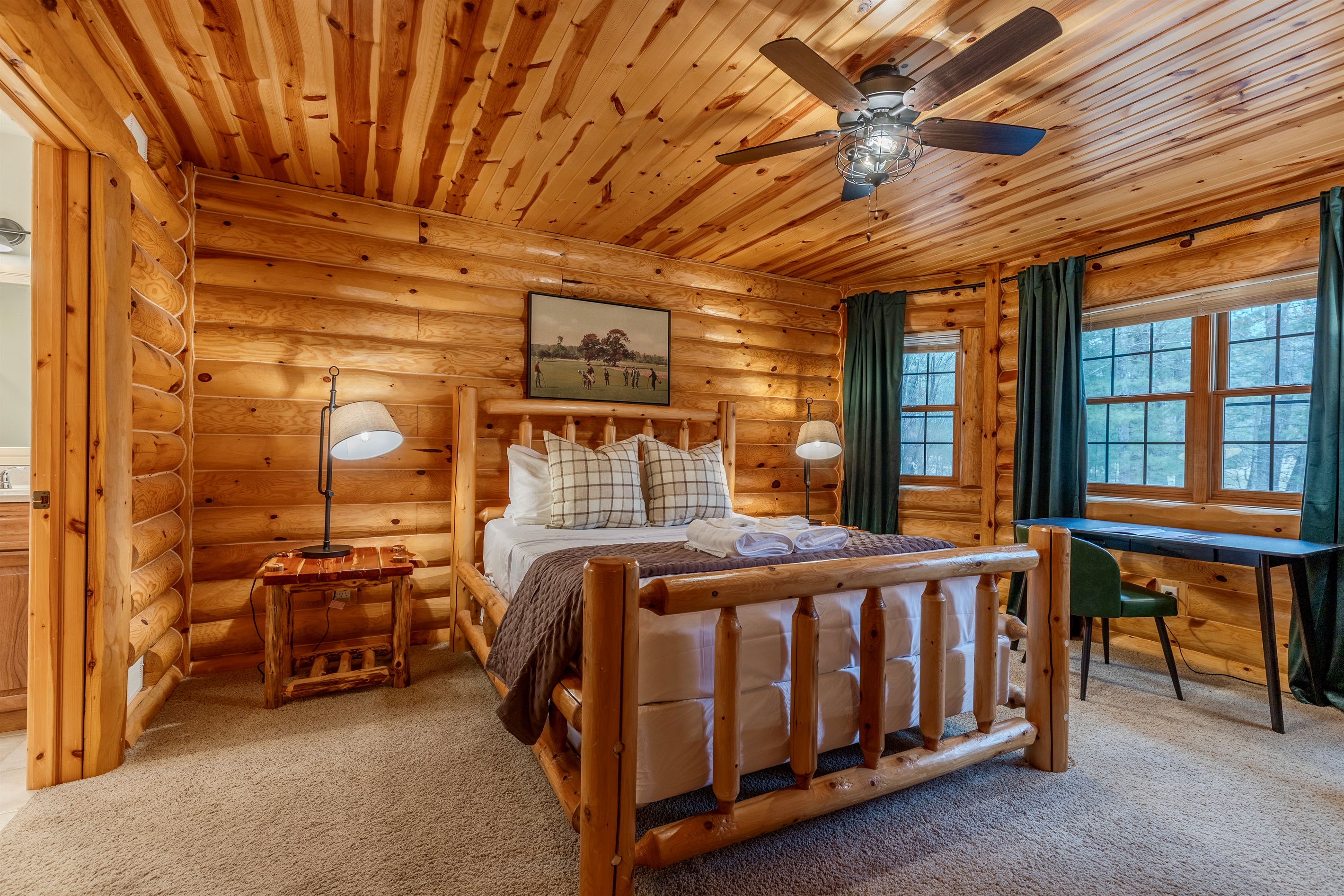 Master Bedroom with Queen Bed, working space & ensuite
