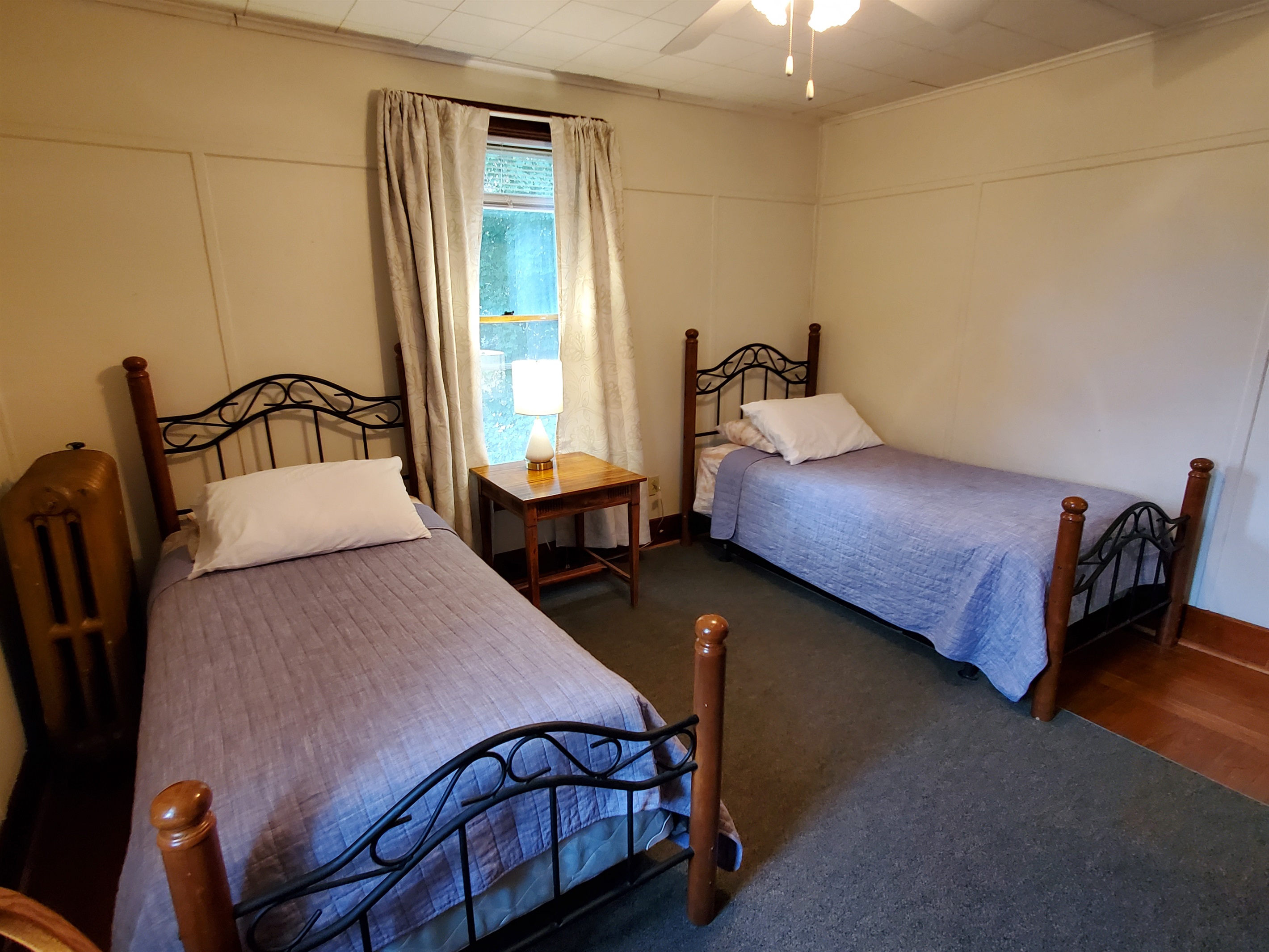 Second floor twin bedroom