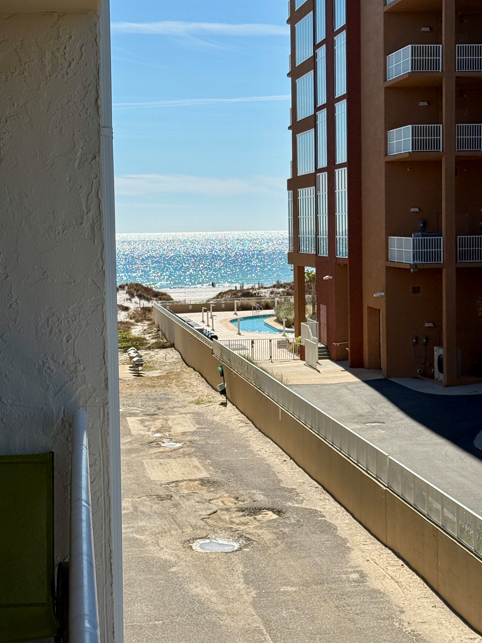 Peek A Boo View of Beach/Gulf