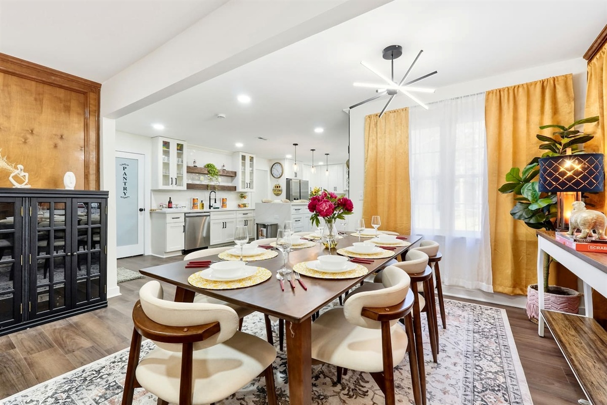 Lovely dining area perfect for sharing laughs and creating lasting memories, comfortably seating up to 8 guests.