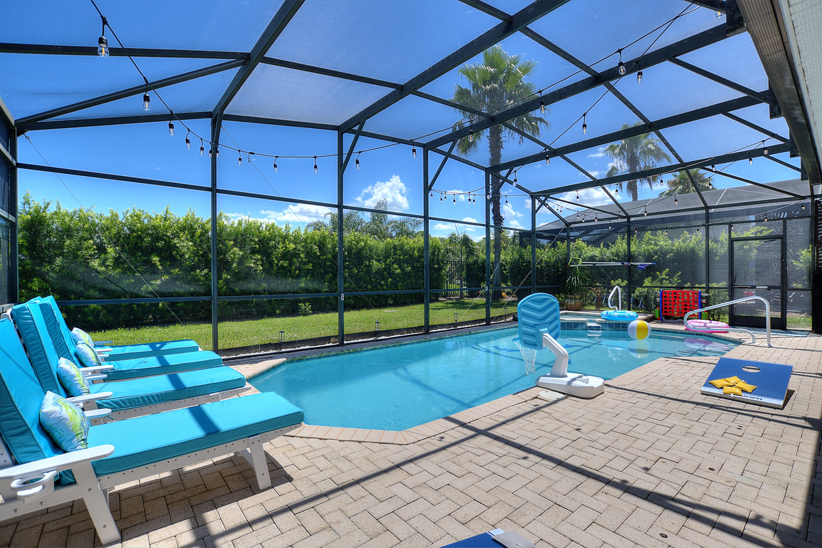 Sun and pool games all day in privacy!